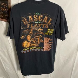 Rascal flatts 2011 tour t size Large